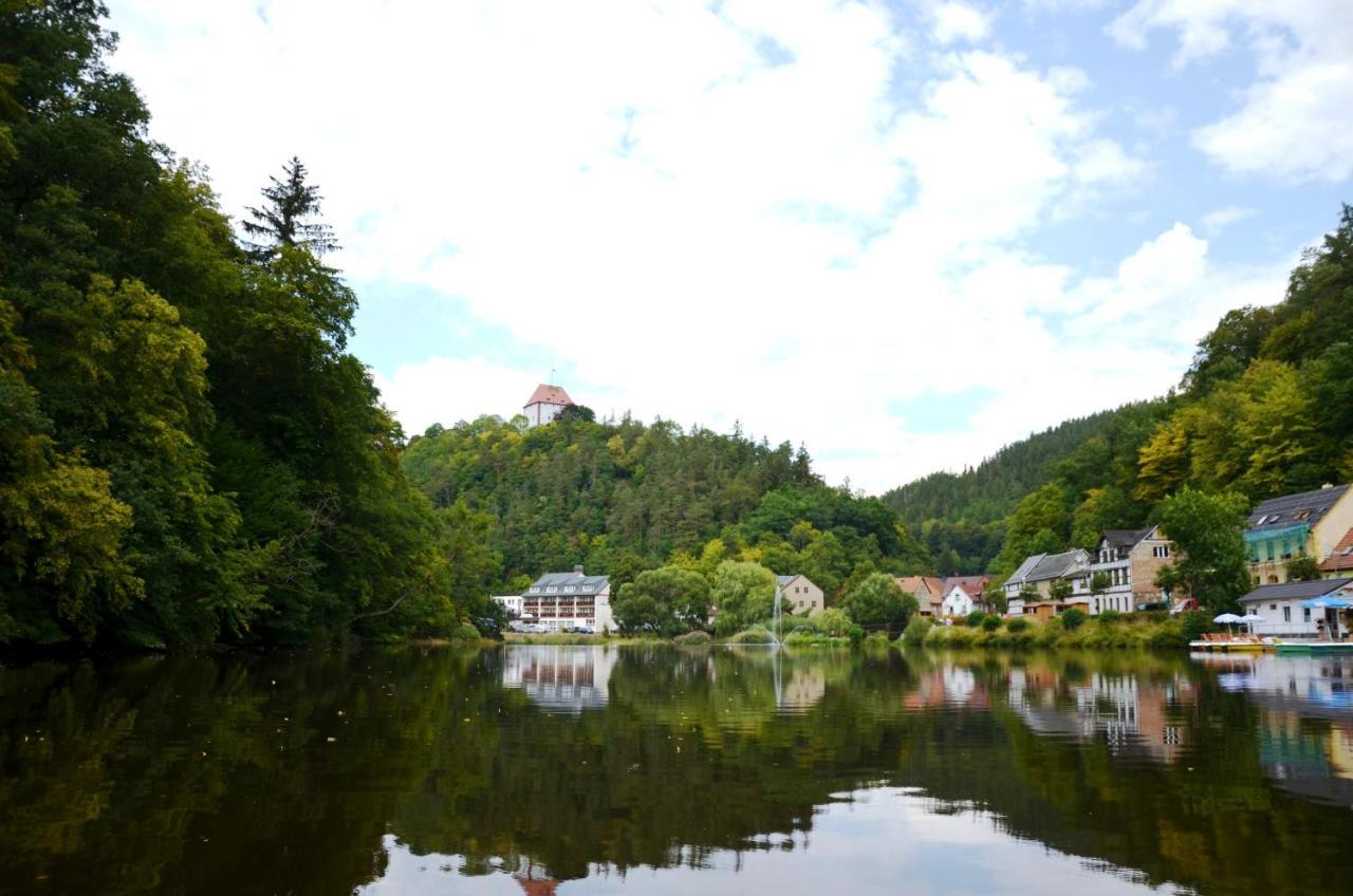 Hotel Am Schlossberg Ziegenruck Ngoại thất bức ảnh