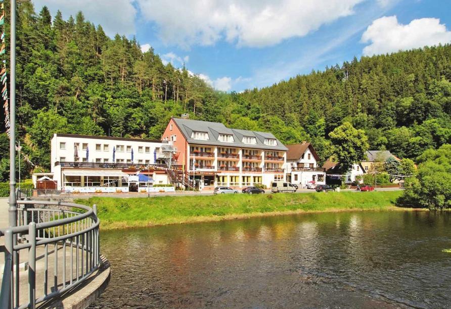 Hotel Am Schlossberg Ziegenruck Ngoại thất bức ảnh